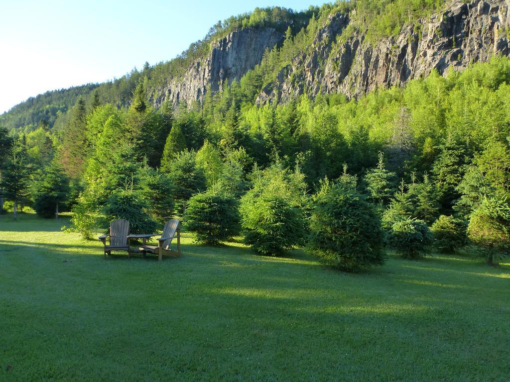 B&B Les Deux Pignons Petit-Saguenay Zewnętrze zdjęcie