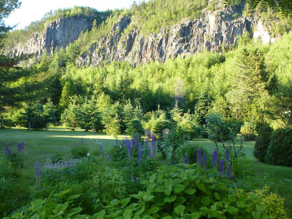B&B Les Deux Pignons Petit-Saguenay Zewnętrze zdjęcie