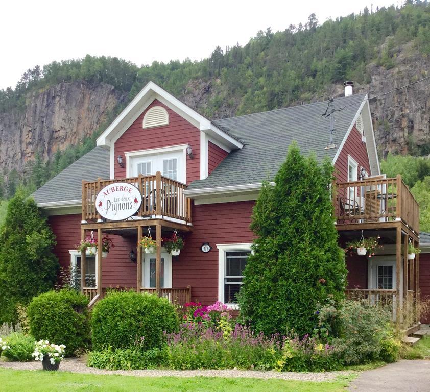 B&B Les Deux Pignons Petit-Saguenay Zewnętrze zdjęcie