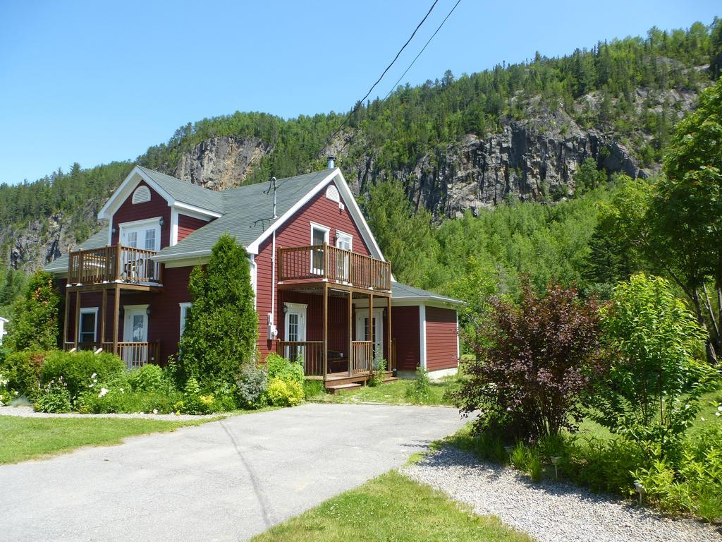 B&B Les Deux Pignons Petit-Saguenay Zewnętrze zdjęcie
