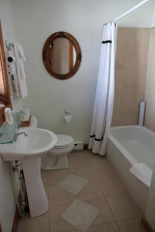 B&B Les Deux Pignons Petit-Saguenay Zewnętrze zdjęcie